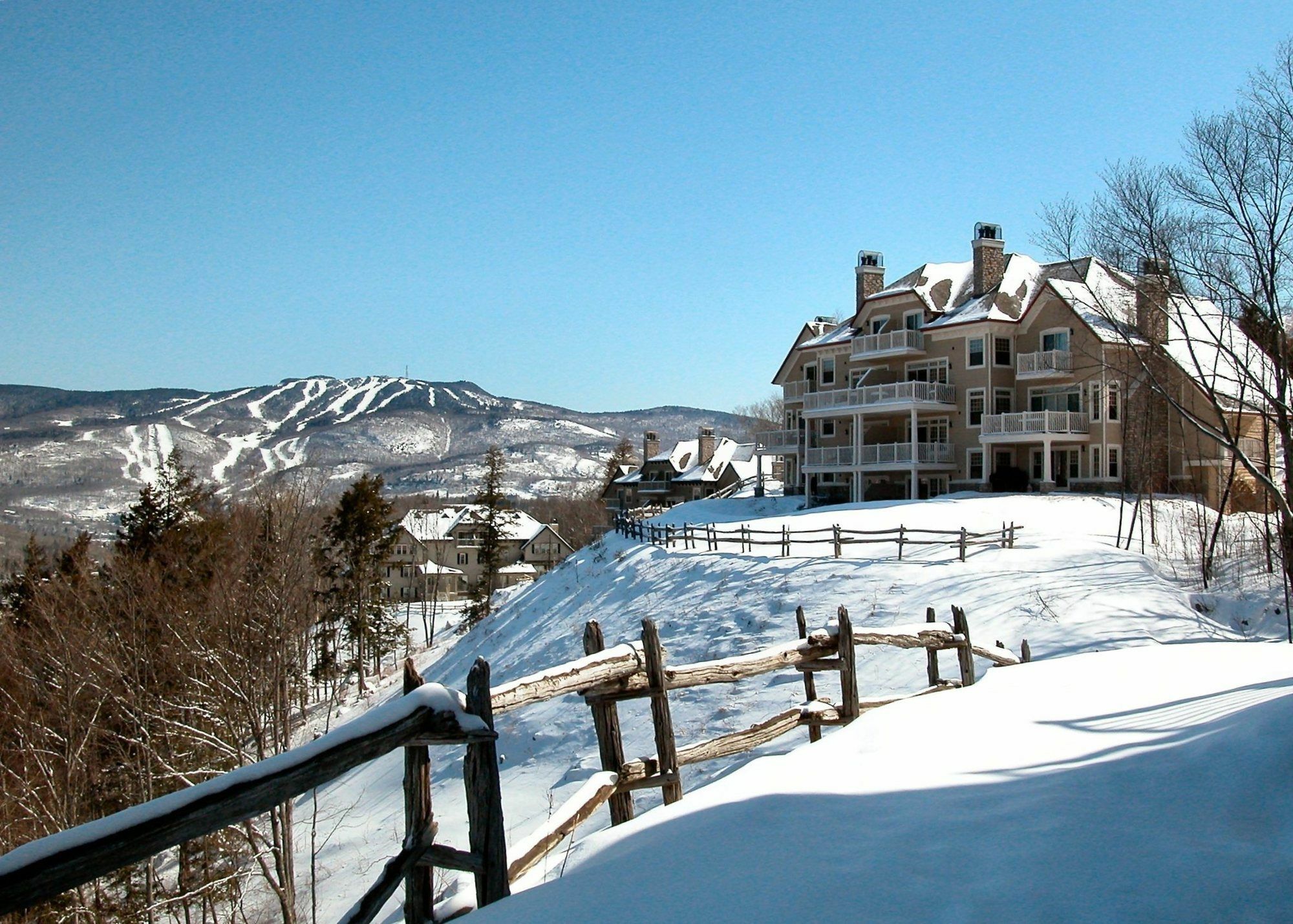 Cap Tremblant Mountain Resort Mont-Tremblant Exterior photo